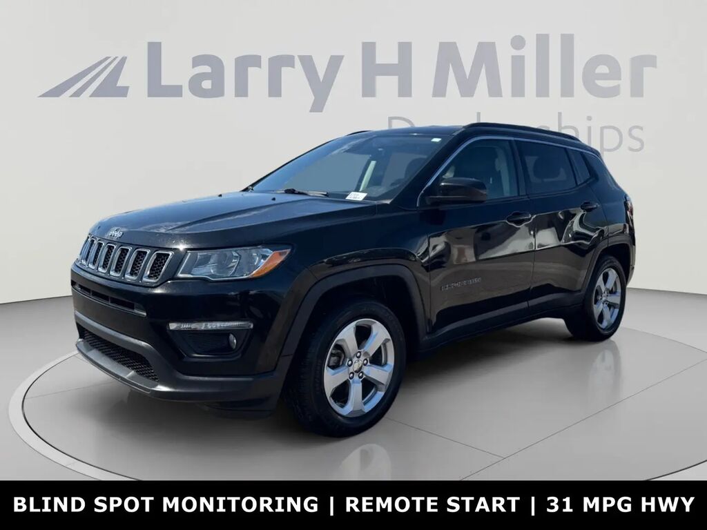 2018 Jeep Compass Latitude — photo 1 of 13