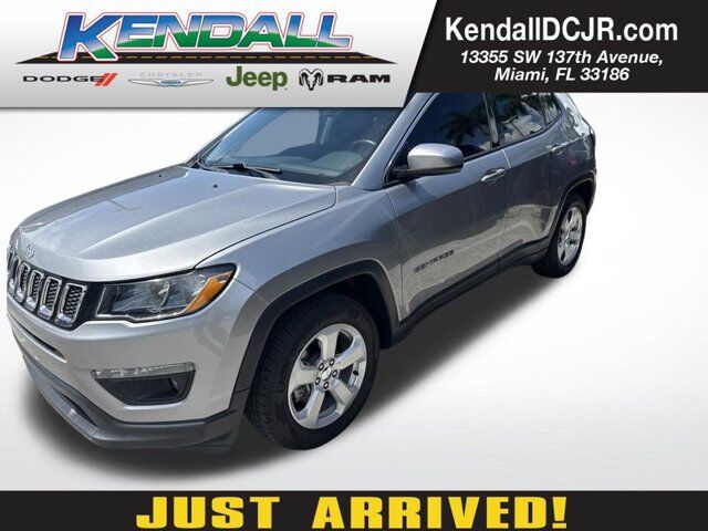 2020 Jeep Compass Latitude — photo 1 of 1
