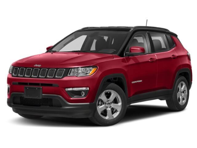 2018 Jeep Compass Latitude — photo 1 of 4