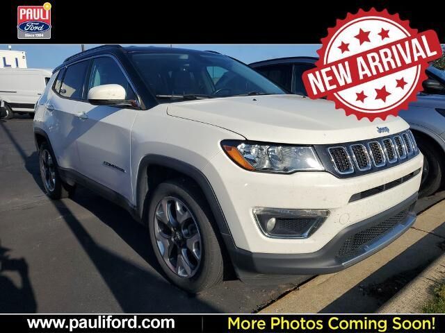 2018 Jeep Compass Limited — photo 1 of 4