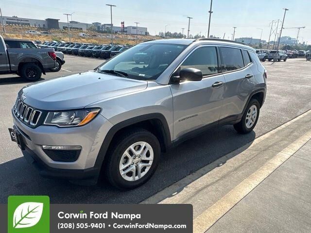 2020 Jeep Compass Sport — photo 1 of 65