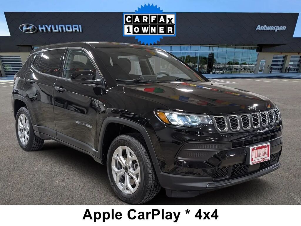 2025 Jeep Compass Sport — photo 1 of 13