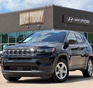 2023 Jeep Compass Sport — photo 1 of 13