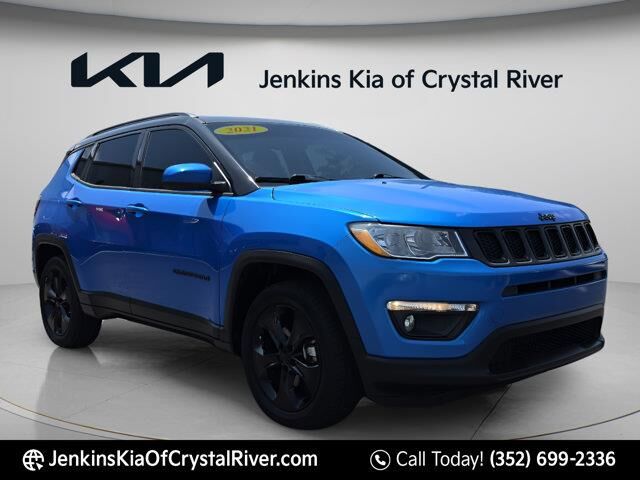 2021 Jeep Compass Latitude — photo 1 of 25