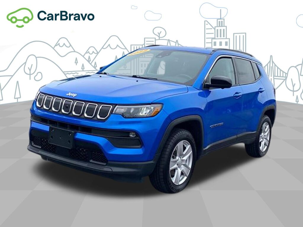 2022 Jeep Compass Latitude 4x4 — photo 1 of 7