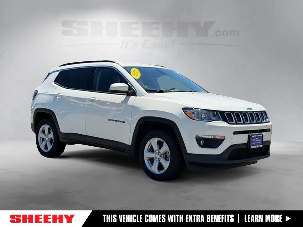 2021 Jeep Compass Latitude — photo 1 of 10