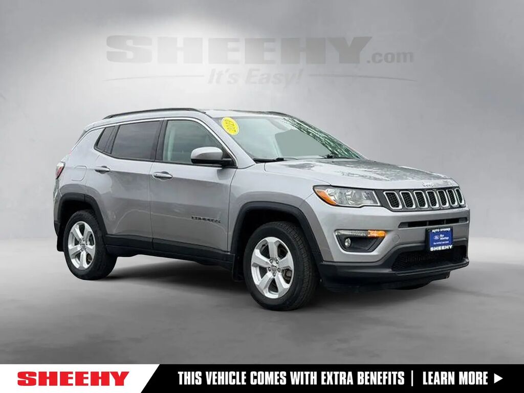 2019 Jeep Compass Latitude — photo 1 of 13
