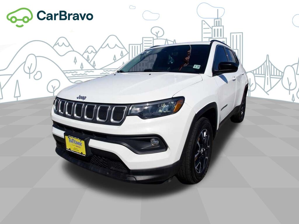 2022 Jeep Compass Latitude 4x4 — photo 1 of 6