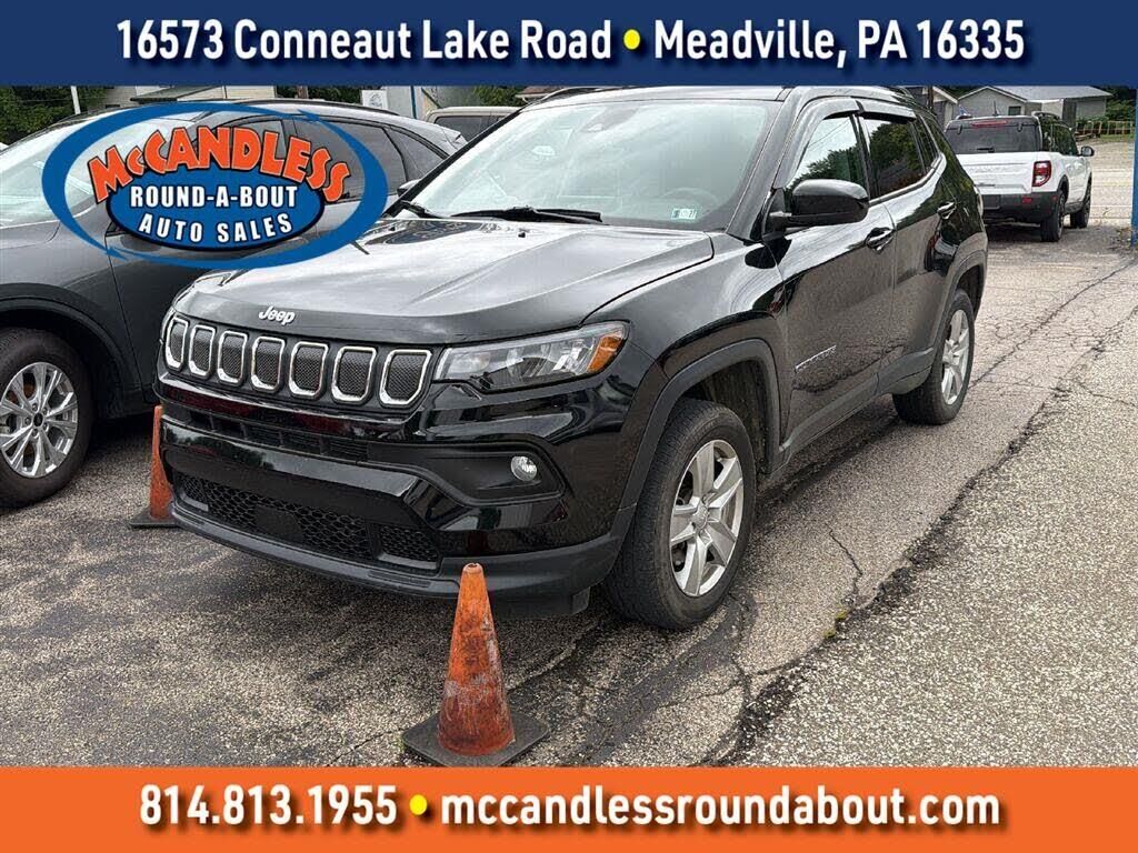2022 Jeep Compass Latitude — photo 1 of 1