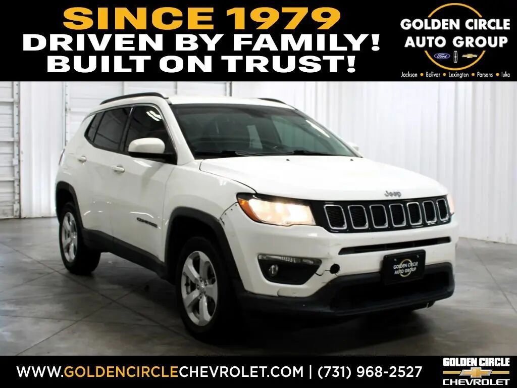 2020 Jeep Compass Latitude — photo 1 of 13
