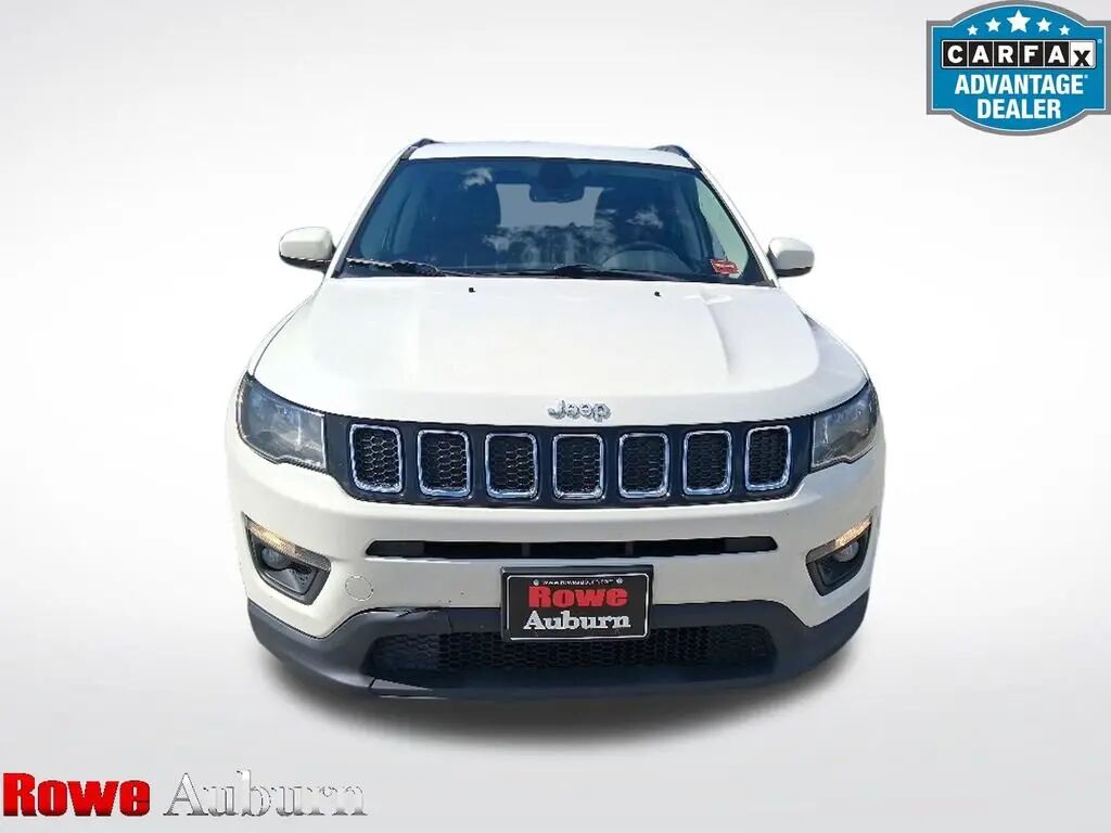 2019 Jeep Compass Latitude — photo 1 of 50