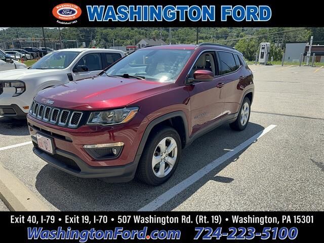2021 Jeep Compass Latitude — photo 1 of 5