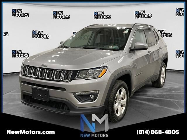 2020 Jeep Compass Latitude — photo 1 of 13