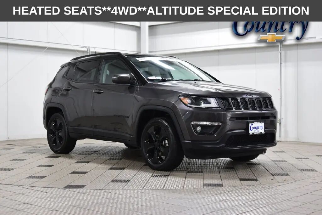 2020 Jeep Compass Latitude — photo 1 of 11