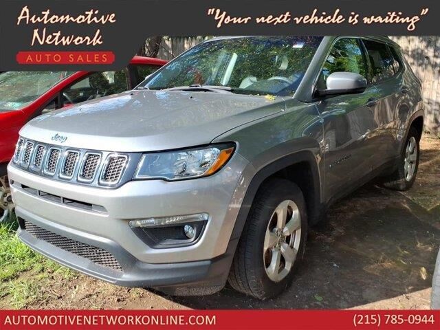 2018 Jeep Compass Latitude — photo 1 of 31