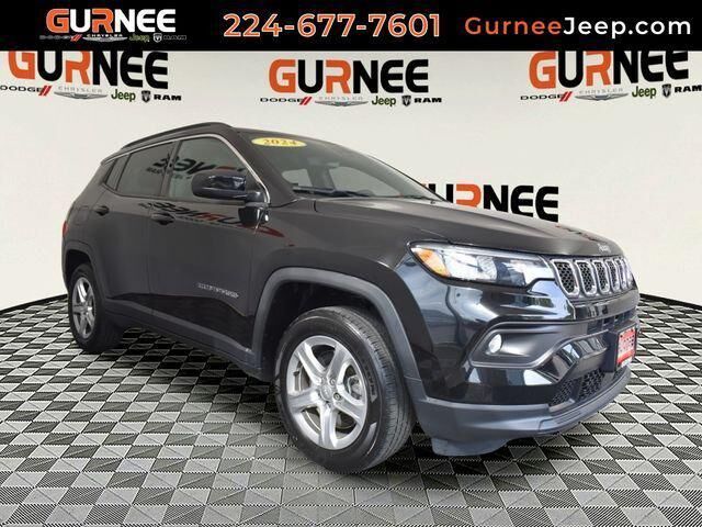 2024 Jeep Compass Latitude — photo 1 of 13