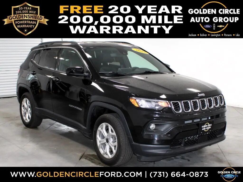 2025 Jeep Compass Latitude — photo 1 of 11