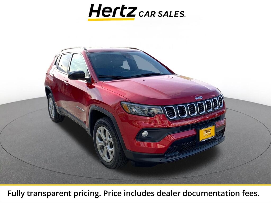 2025 Jeep Compass Latitude — photo 1 of 13