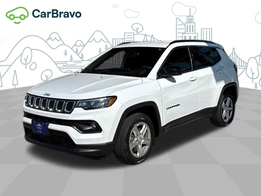 2023 Jeep Compass Latitude 4x4 — photo 1 of 7