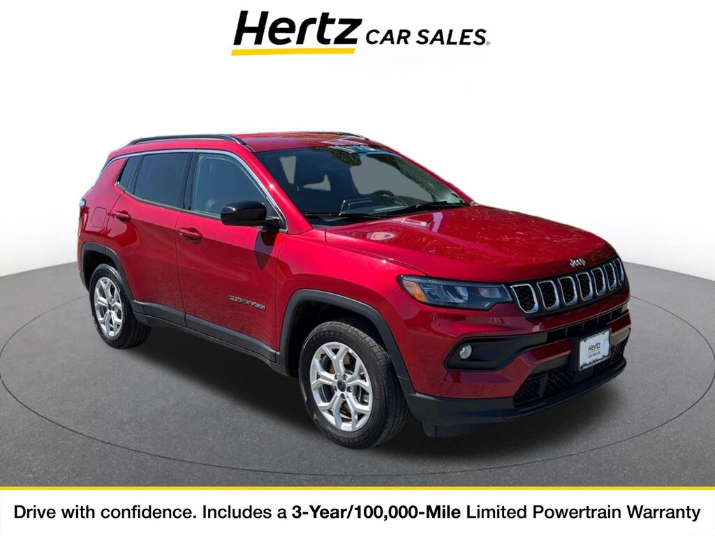 2025 Jeep Compass Latitude — photo 1 of 11