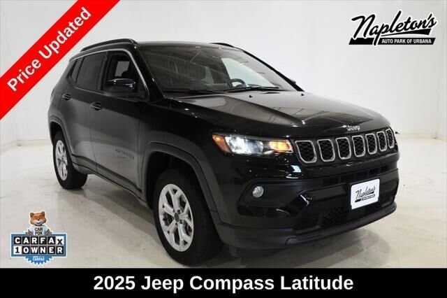 2025 Jeep Compass Latitude — photo 1 of 47