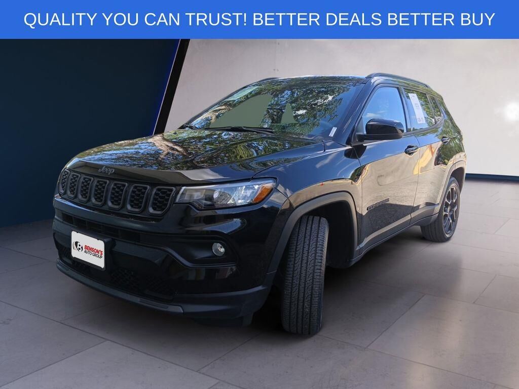 2026 Jeep Compass Latitude — photo 1 of 13