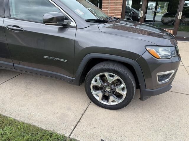2019 Jeep Compass Limited — photo 1 of 13