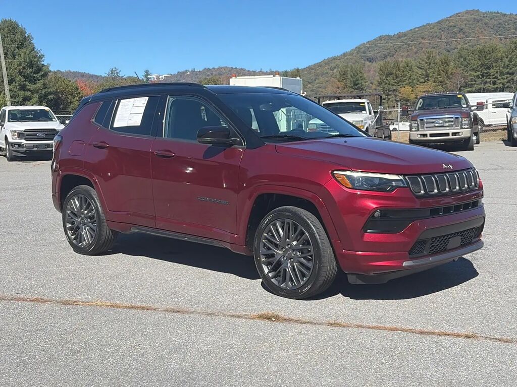 2022 Jeep Compass Limited — photo 1 of 13