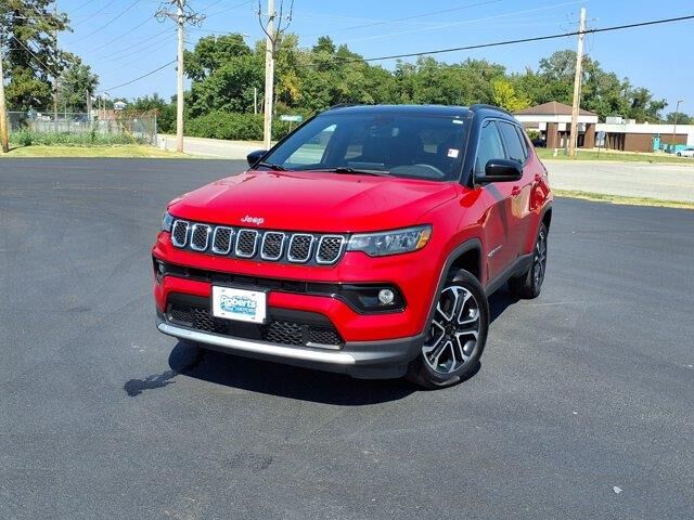 2024 Jeep Compass Limited — photo 1 of 13