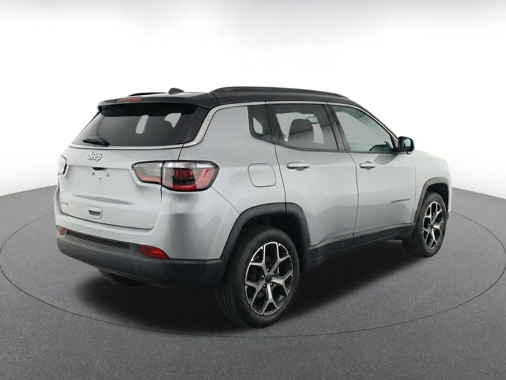 2025 Jeep Compass Limited — photo 1 of 1