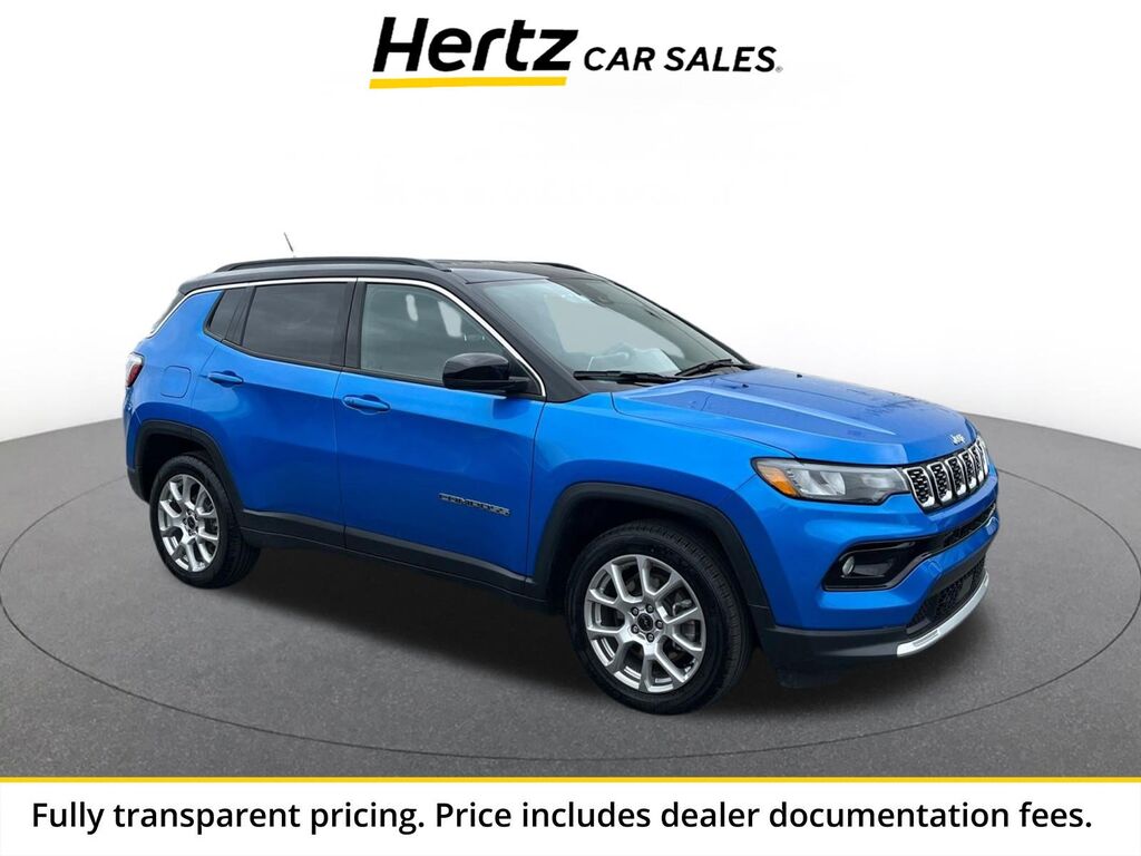 2025 Jeep Compass Limited — photo 1 of 13