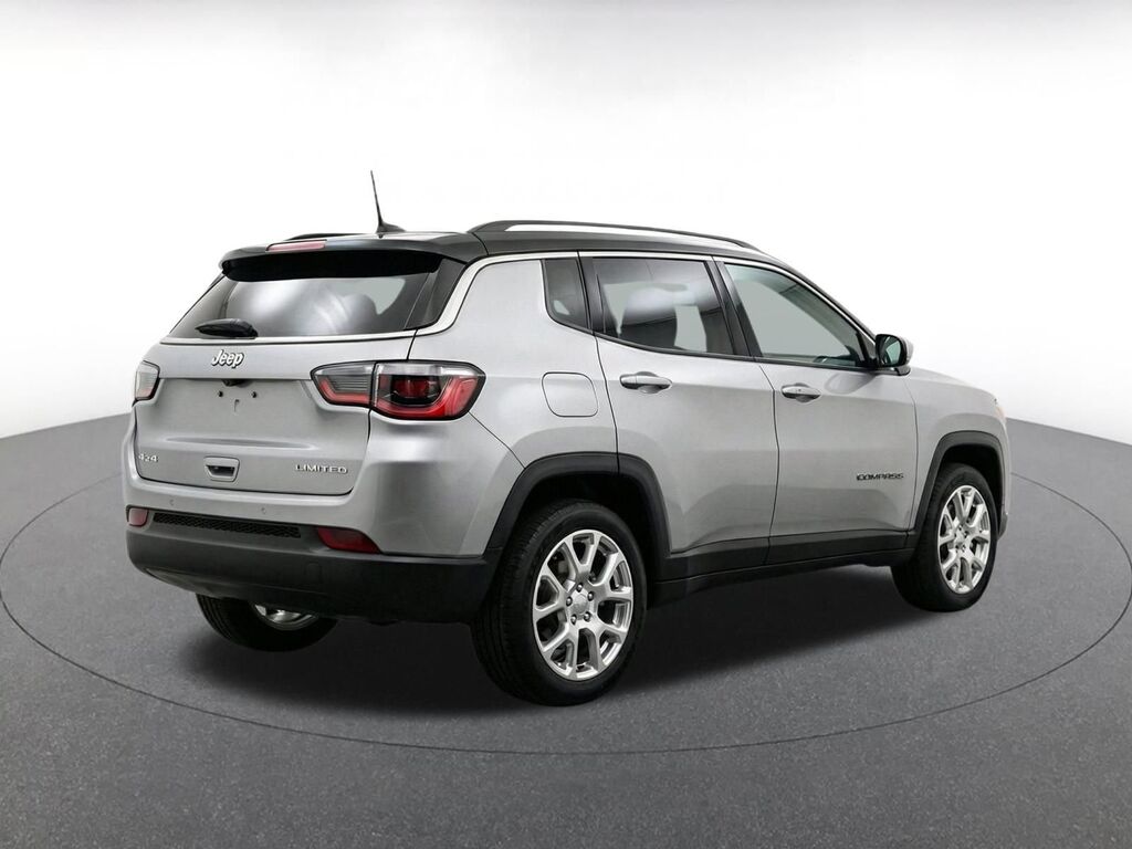 2025 Jeep Compass Limited — photo 1 of 1