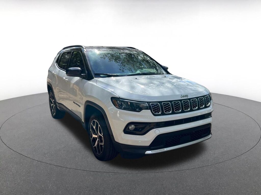 2025 Jeep Compass Limited — photo 1 of 13