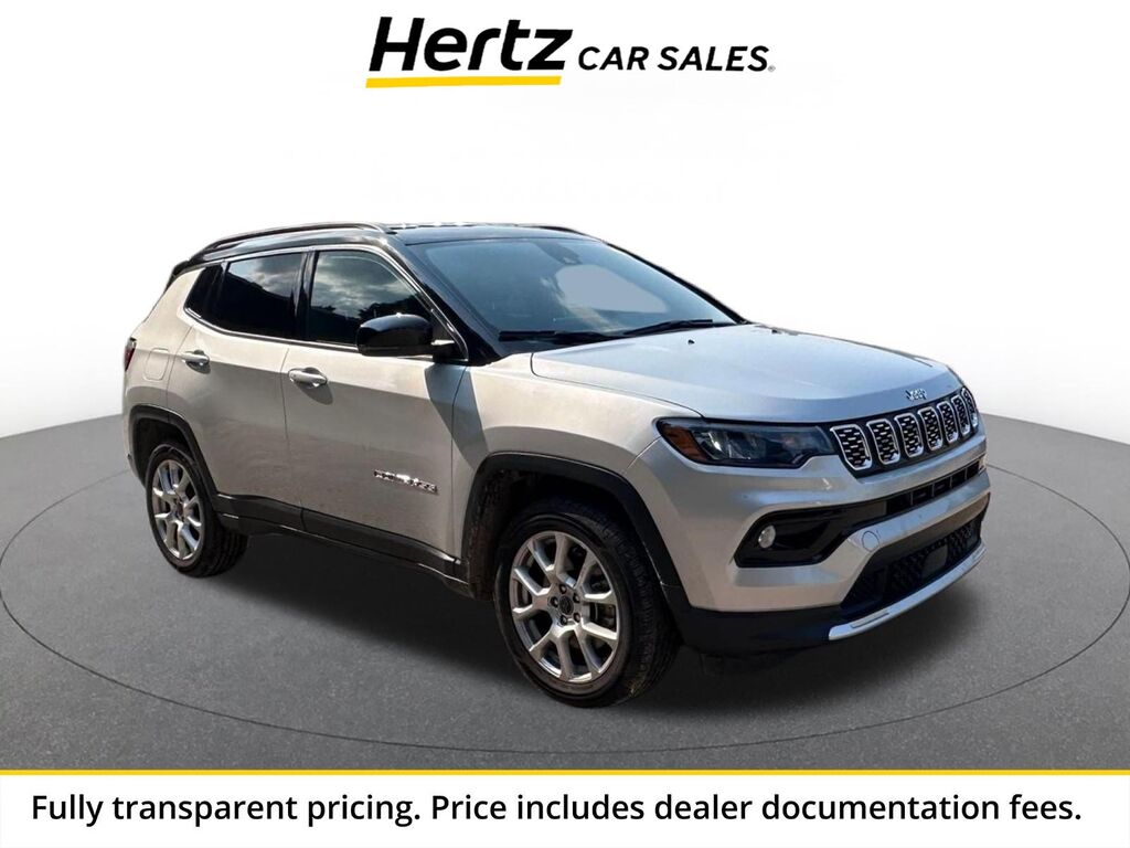 2025 Jeep Compass Limited — photo 1 of 13