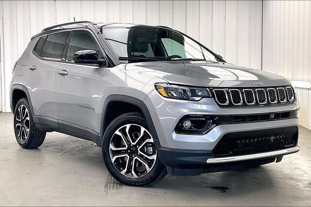2023 Jeep Compass Limited — photo 1 of 13