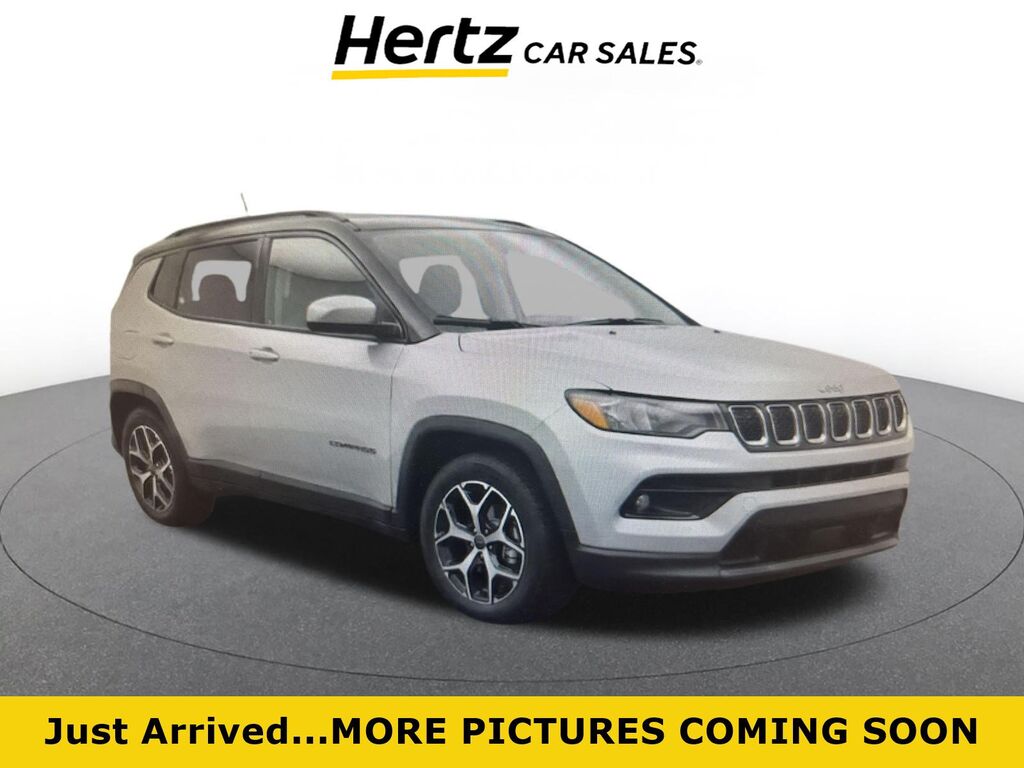 2025 Jeep Compass Limited — photo 1 of 11
