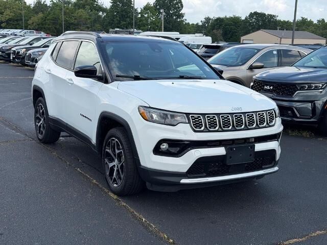 2024 Jeep Compass Limited — photo 1 of 13