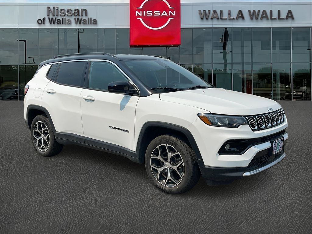 2024 Jeep Compass — photo 1 of 12