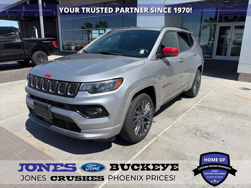 2023 Jeep Compass Limited — photo 1 of 2