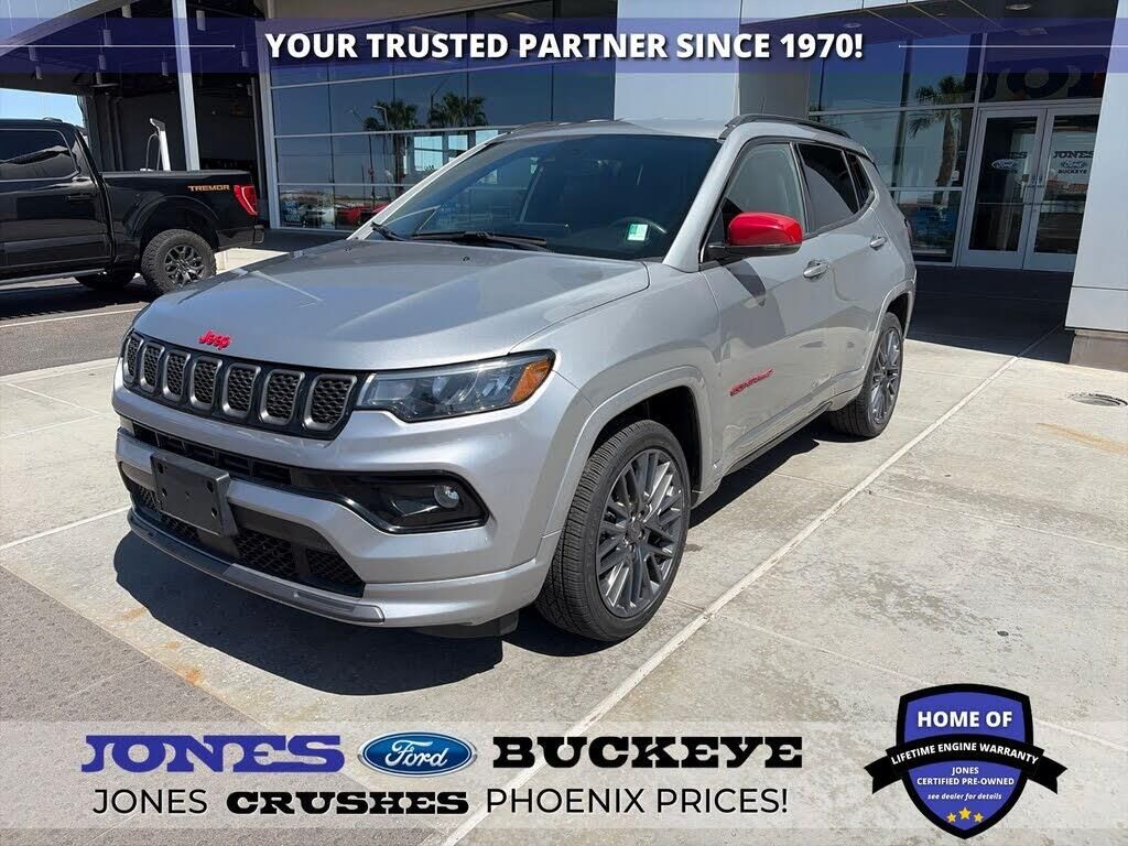 2023 Jeep Compass Limited — photo 1 of 1