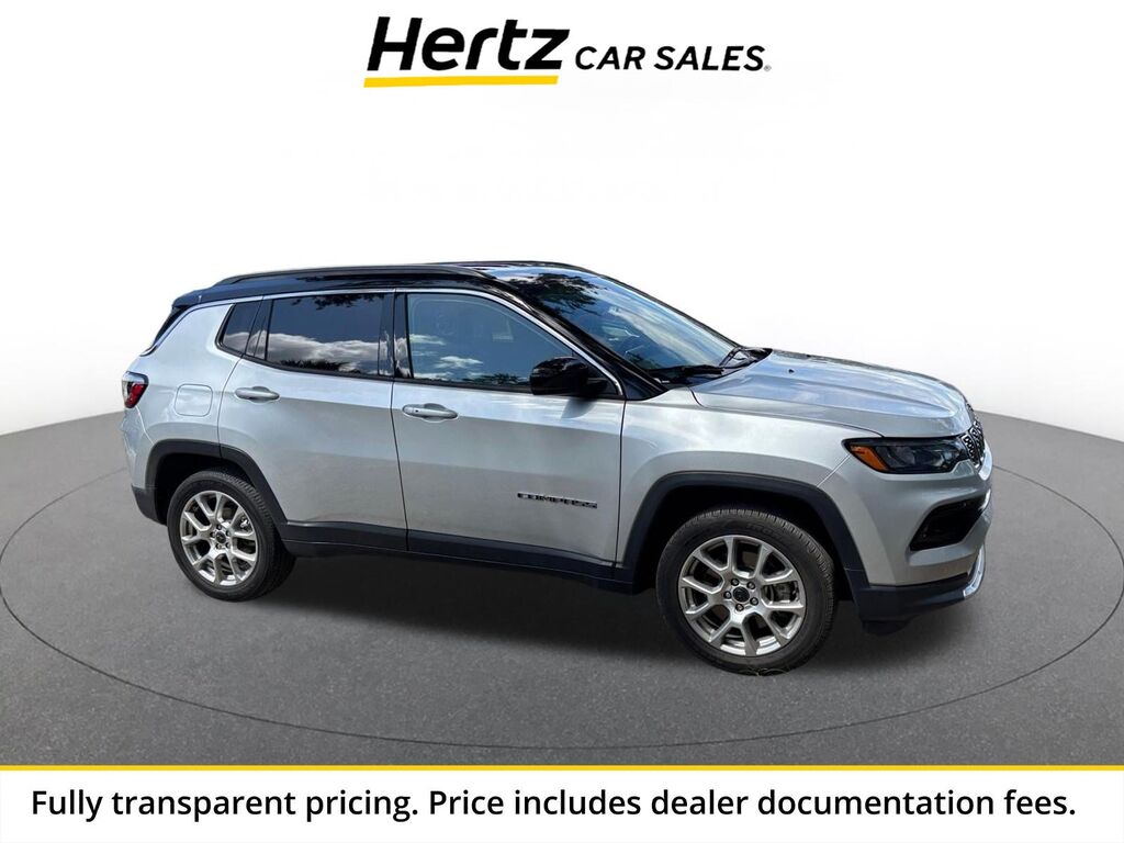 2025 Jeep Compass Limited — photo 1 of 13
