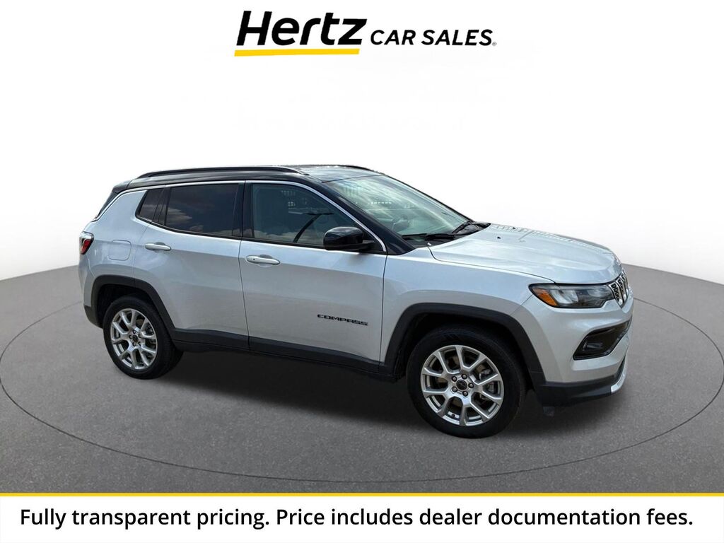 2025 Jeep Compass Limited — photo 1 of 13
