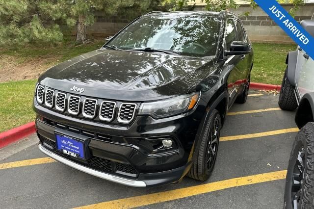 2025 Jeep Compass Limited — photo 1 of 20