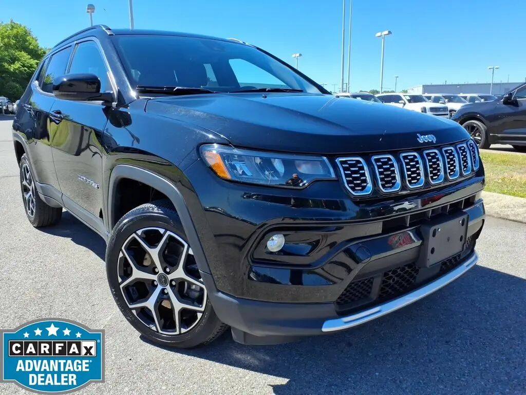 2025 Jeep Compass Limited — photo 1 of 13