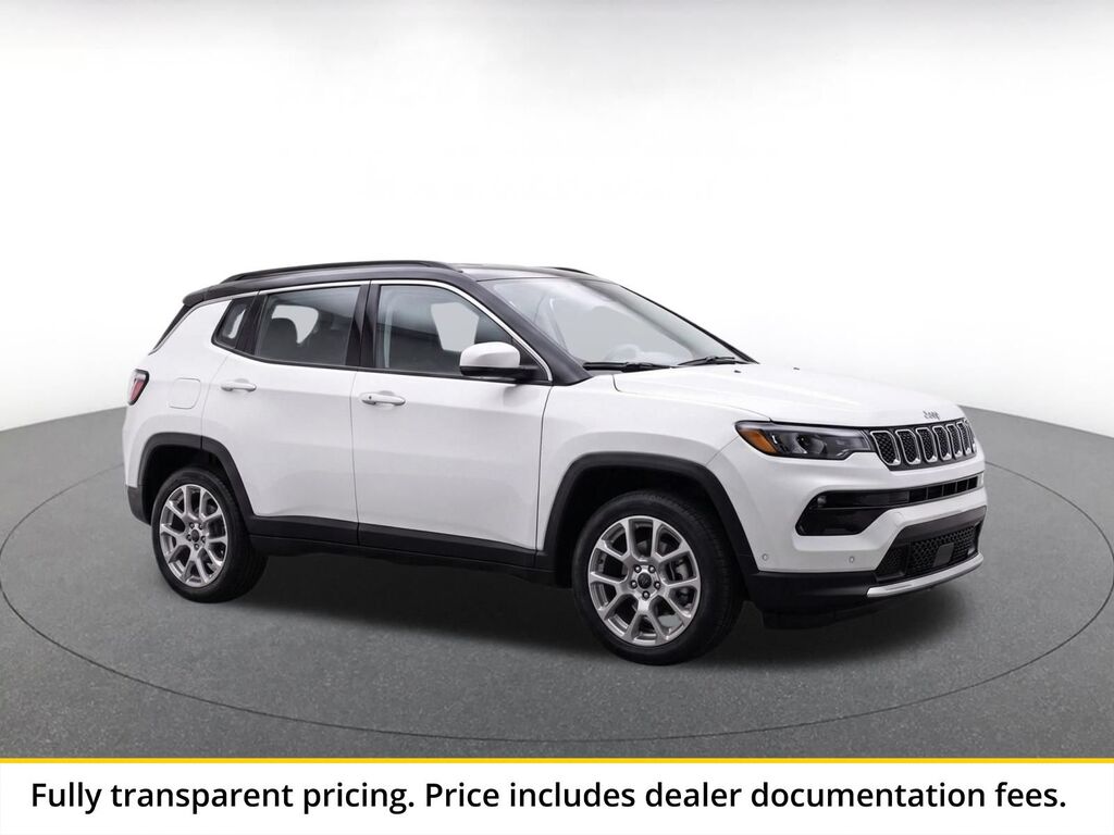 2025 Jeep Compass Limited — photo 1 of 10