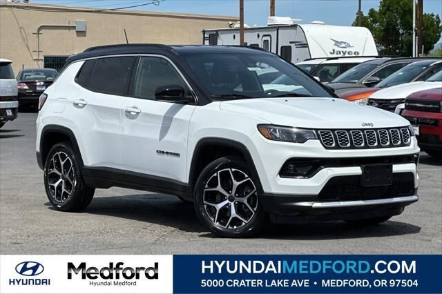 2025 Jeep Compass Limited — photo 1 of 13