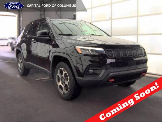 2022 Jeep Compass Trailhawk — photo 1 of 15