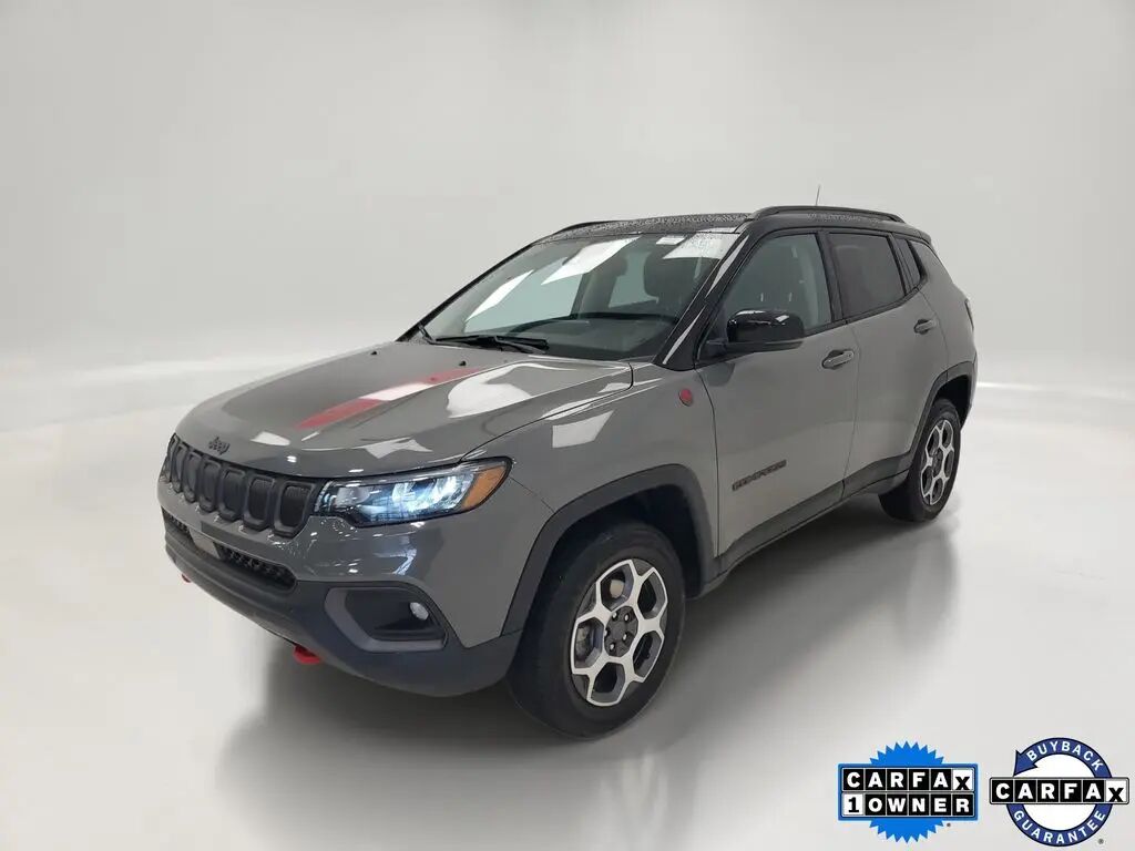 2022 Jeep Compass Trailhawk — photo 1 of 12