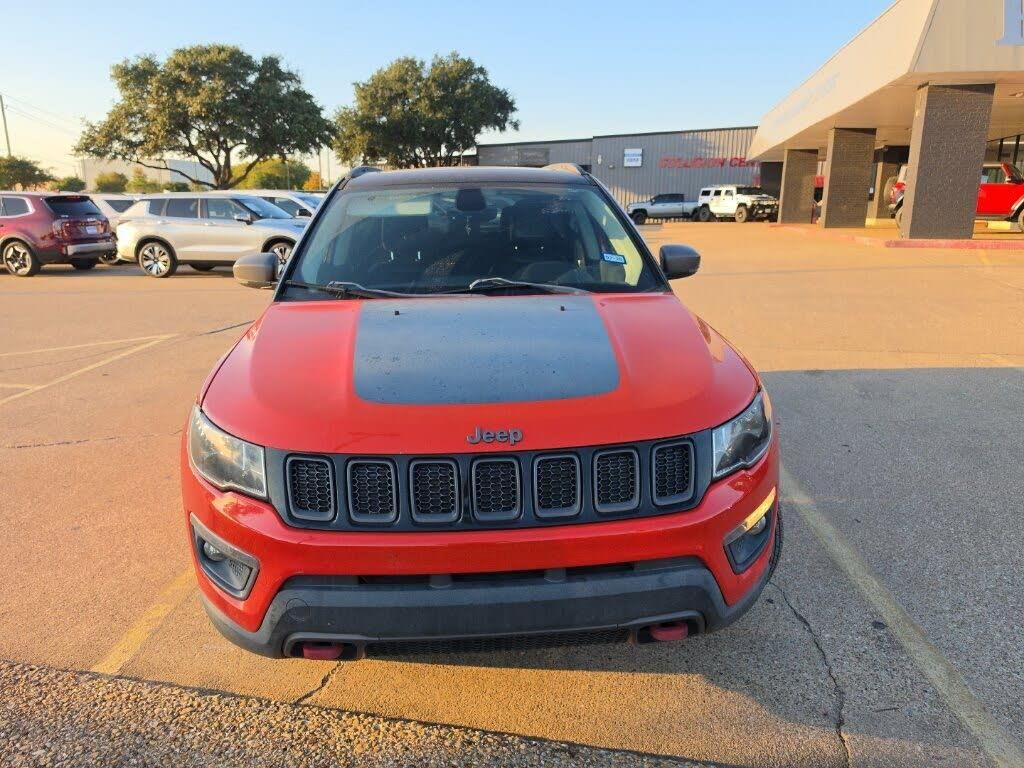 2017 Jeep Compass Trailhawk — photo 1 of 1