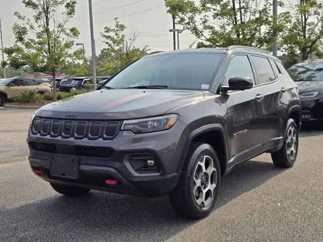 2022 Jeep Compass Trailhawk — photo 1 of 14
